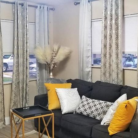 הוליווד Very Glam Apartment 5 Miles From Hard Rock מראה חיצוני תמונה